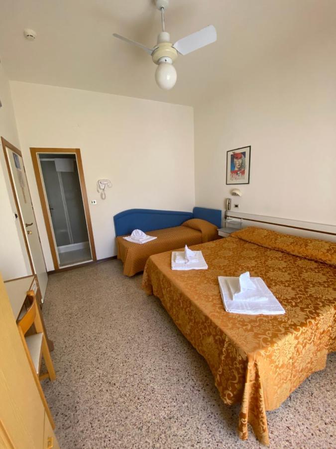 Hotel Granada 3*