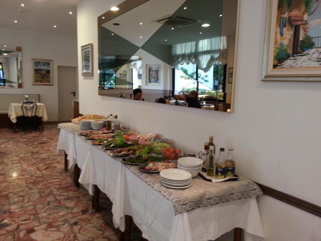 Hotel Granada 3*